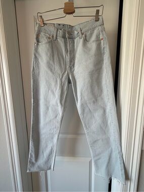 Light Wash Women's Straight Jeans - Casual Everyday Denim